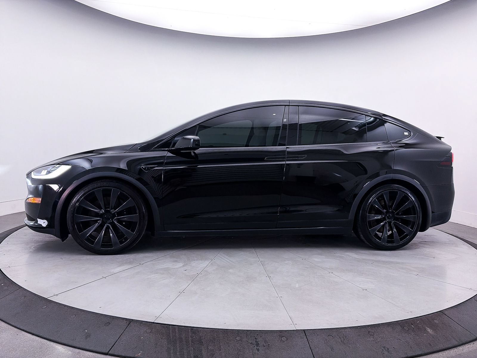 Used 2022 Tesla Model X Plaid AWD/4WD image 37