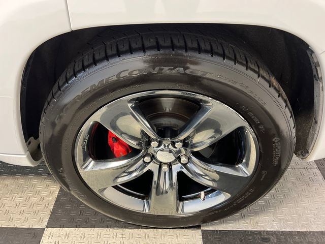 Used 2015 Jeep Grand Cherokee SRT w/ Quick Order Package 26J AWD/4WD image 16