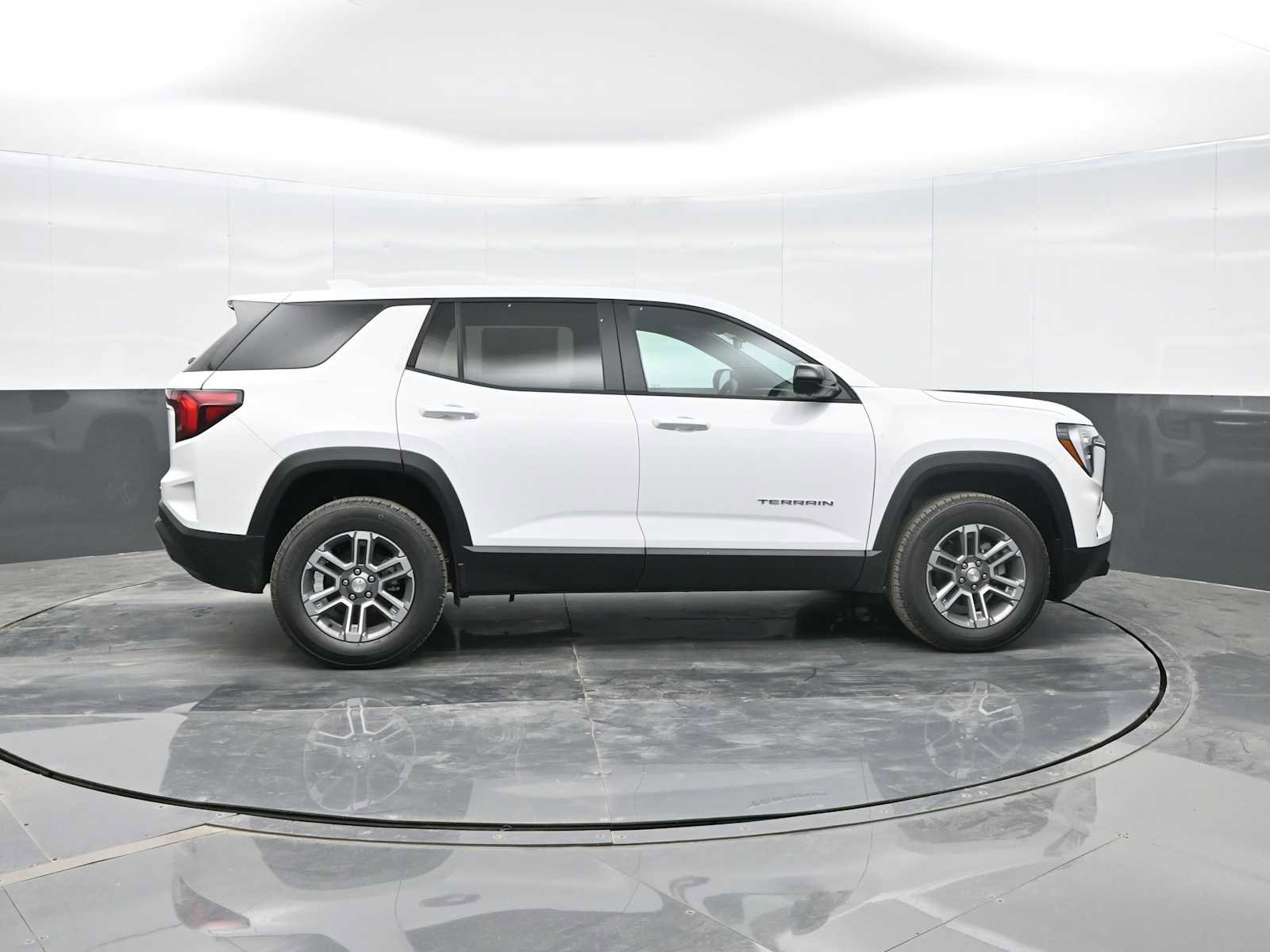 New 2026 GMC Terrain Elevation image 8