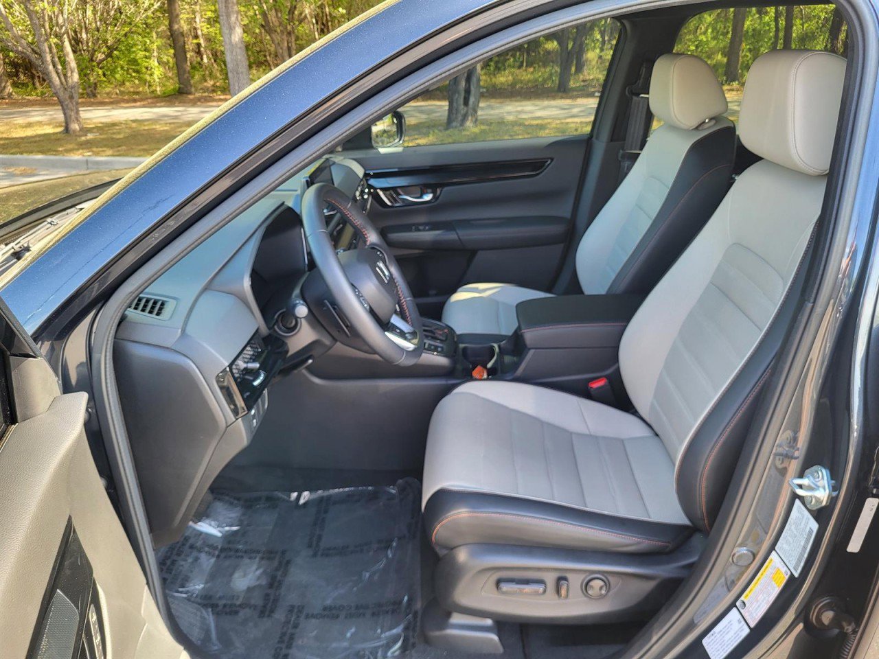 Certified 2023 Honda CR-V Sport Touring image 12