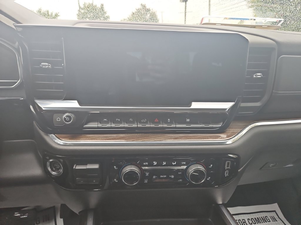 Used 2024 Chevrolet Silverado 1500 RST w/ Convenience Package II AWD/4WD image 19