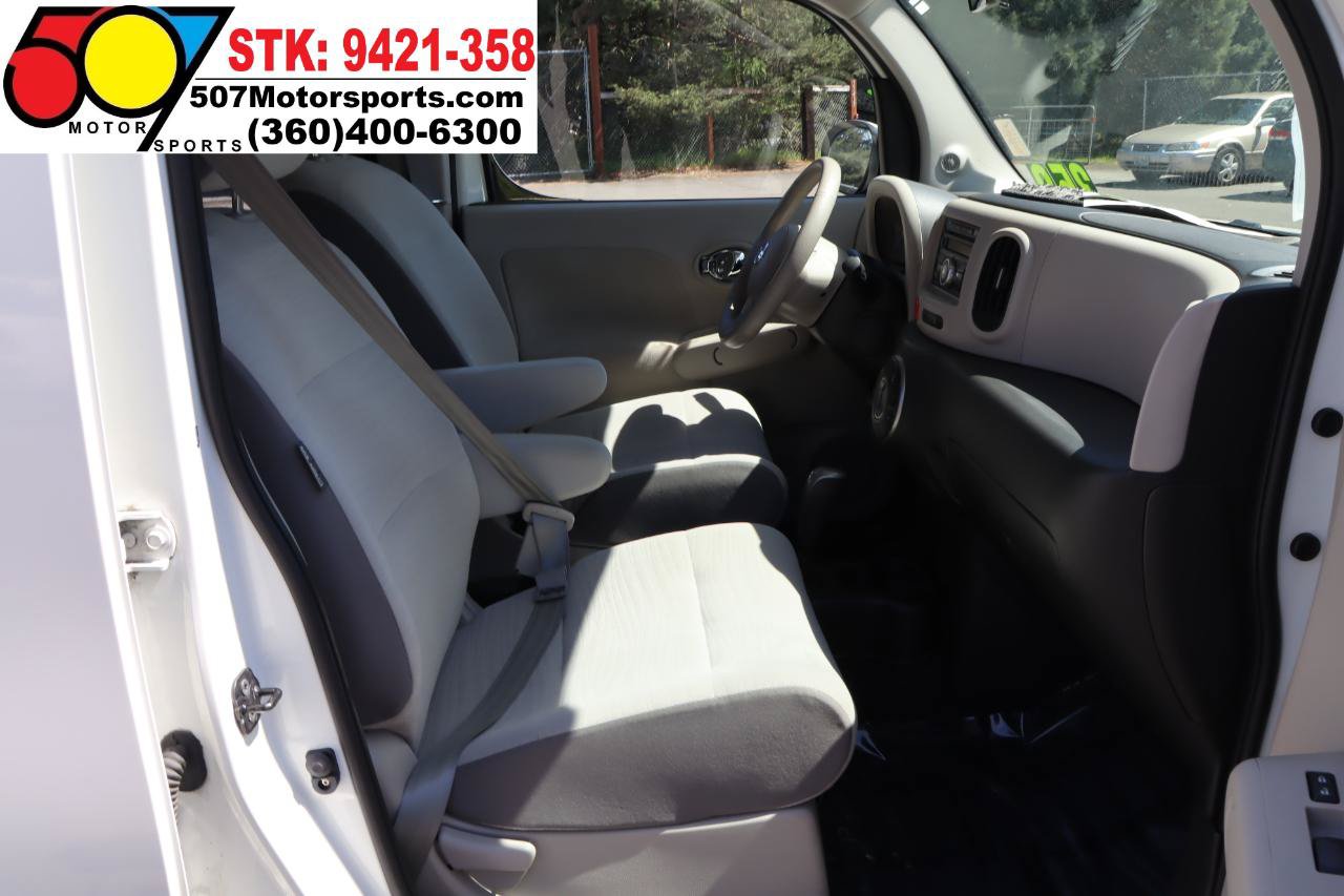 Used 2012 Nissan Cube 1.8 SL w/ Interior Designer Pkg FWD image 18