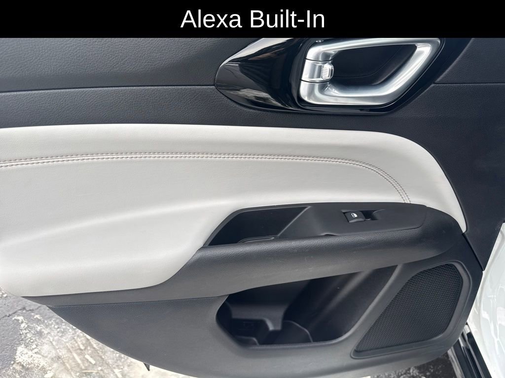 Certified 2022 Jeep Compass Limited w/ Elite Group image 31