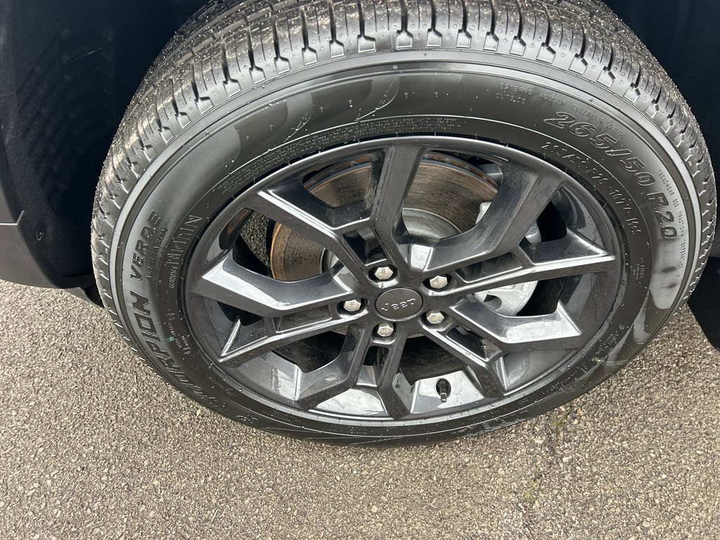 New 2025 Jeep Grand Cherokee L Limited w/ MOPAR Finishing Package image 8