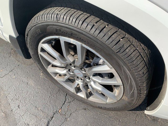 Certified 2023 GMC Terrain Denali w/ Denali Premium Package image 10