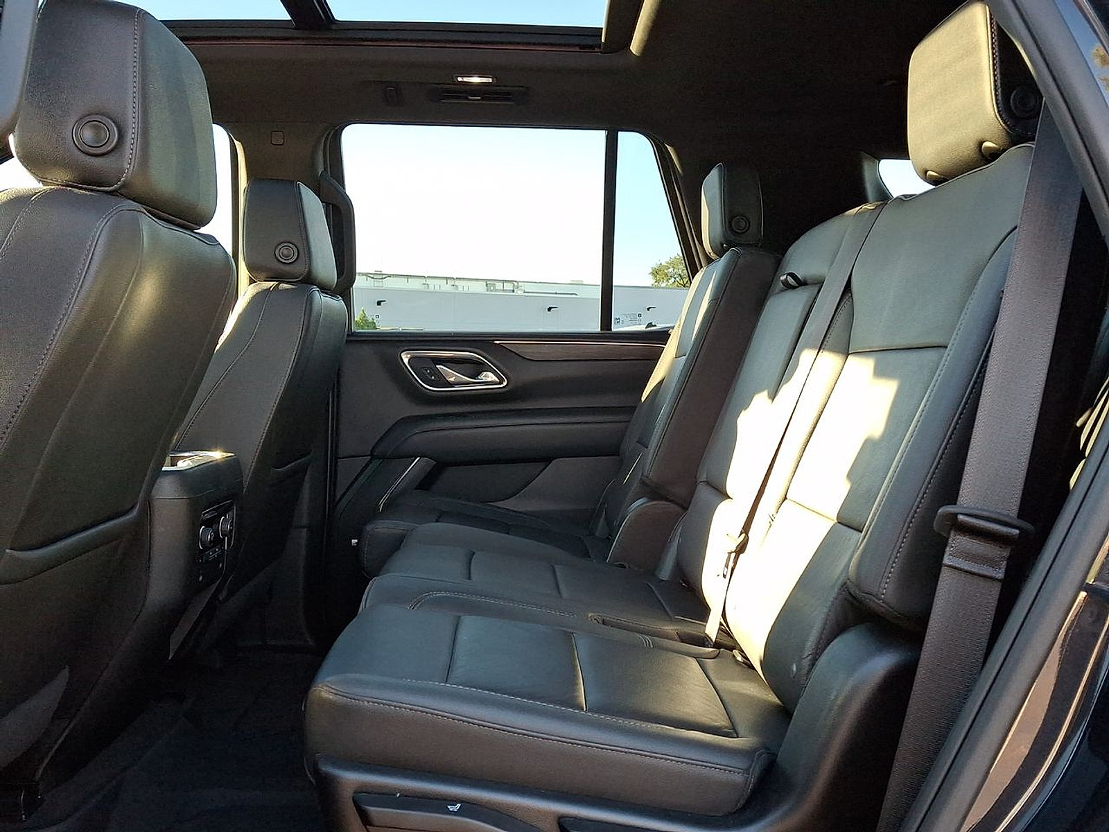 Certified 2023 Chevrolet Tahoe LT w/ Luxury Package AWD/4WD image 26