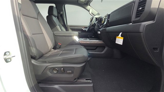 New 2026 GMC Sierra 2500 SLT w/ SLT Premium Package image 15