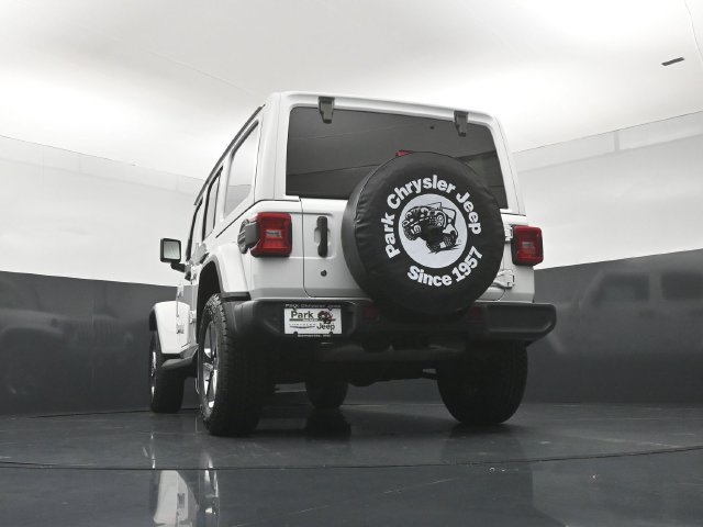 Used 2020 Jeep Wrangler Unlimited Sahara AWD/4WD image 22