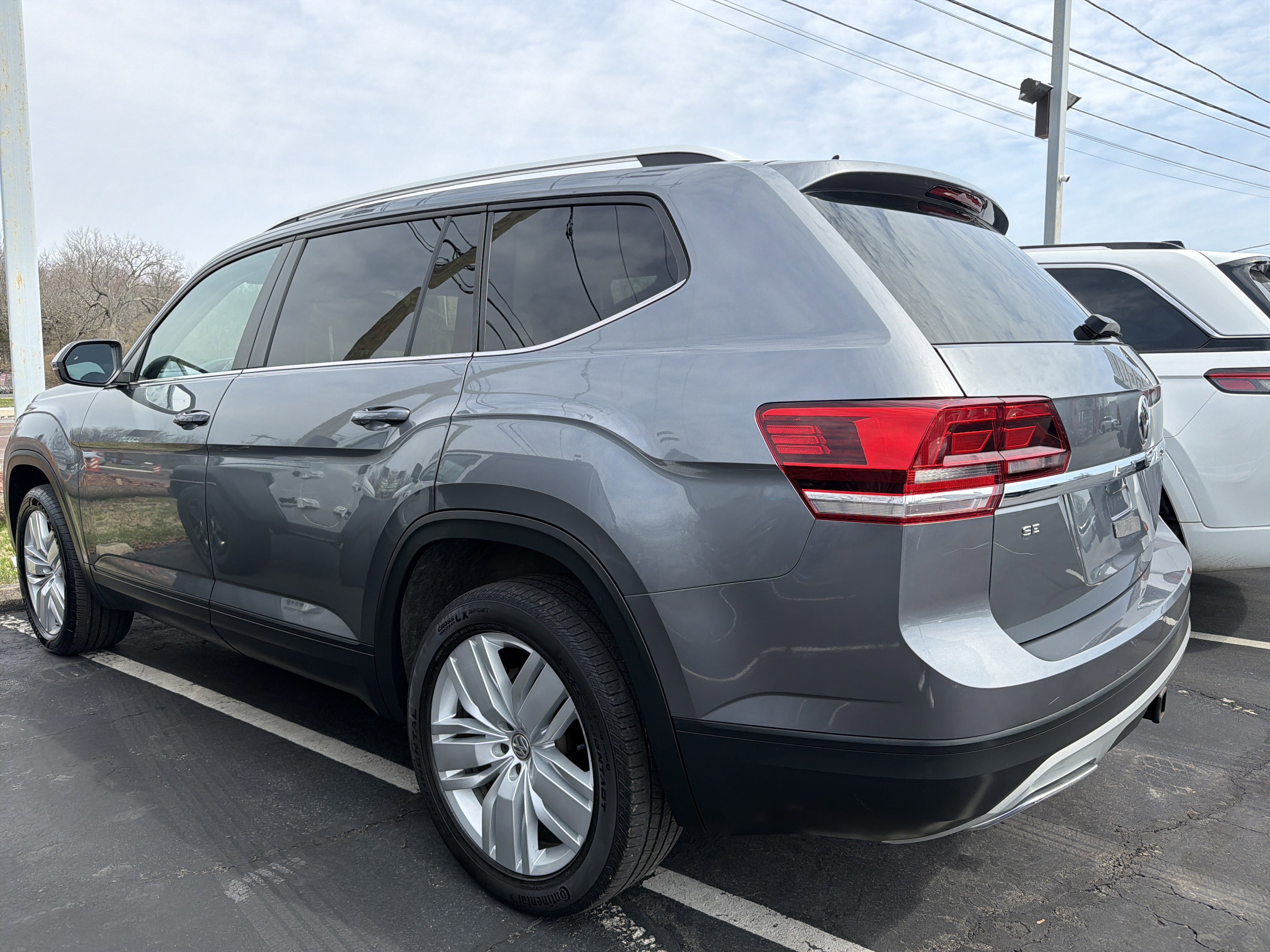 Used 2019 Volkswagen Atlas SE w/ Panoramic Sunroof Package image 5