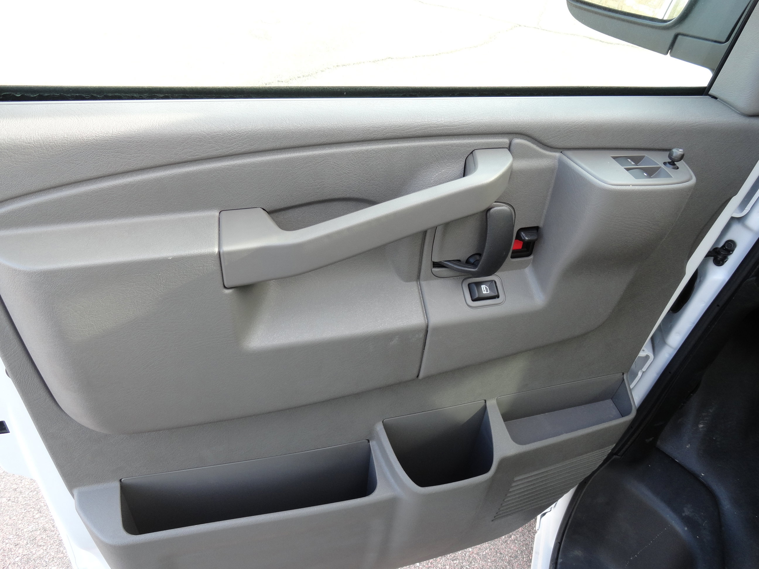 New 2024 Chevrolet Express 3500 w/ Power Convenience Package image 8