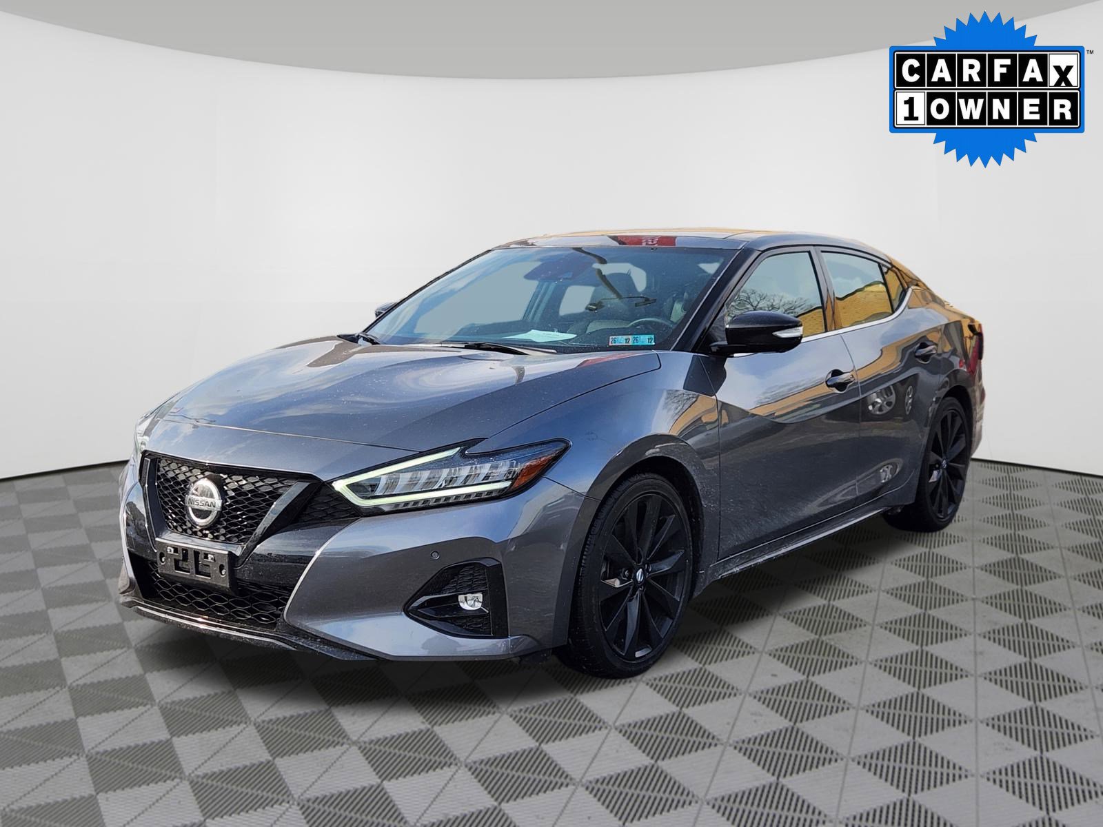 Certified 2022 Nissan Maxima SR w/ Sport Mat Group image 2