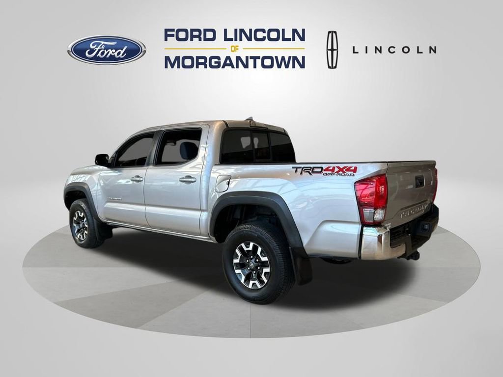 Used 2016 Toyota Tacoma TRD Off-Road image 7