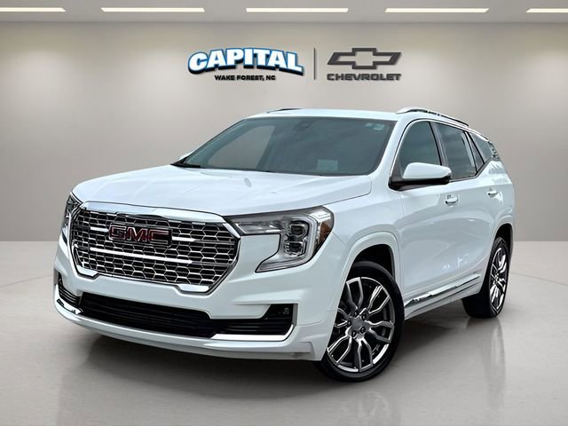 Used 2023 GMC Terrain Denali image 1