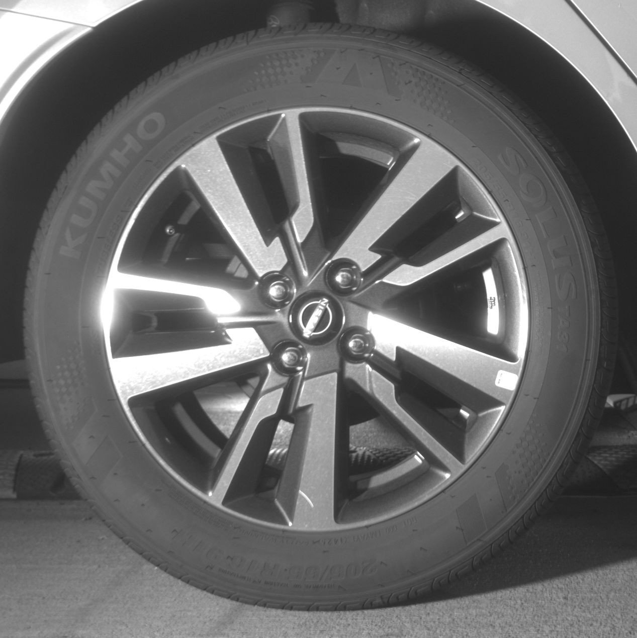 Used 2025 Nissan Versa SV image 15