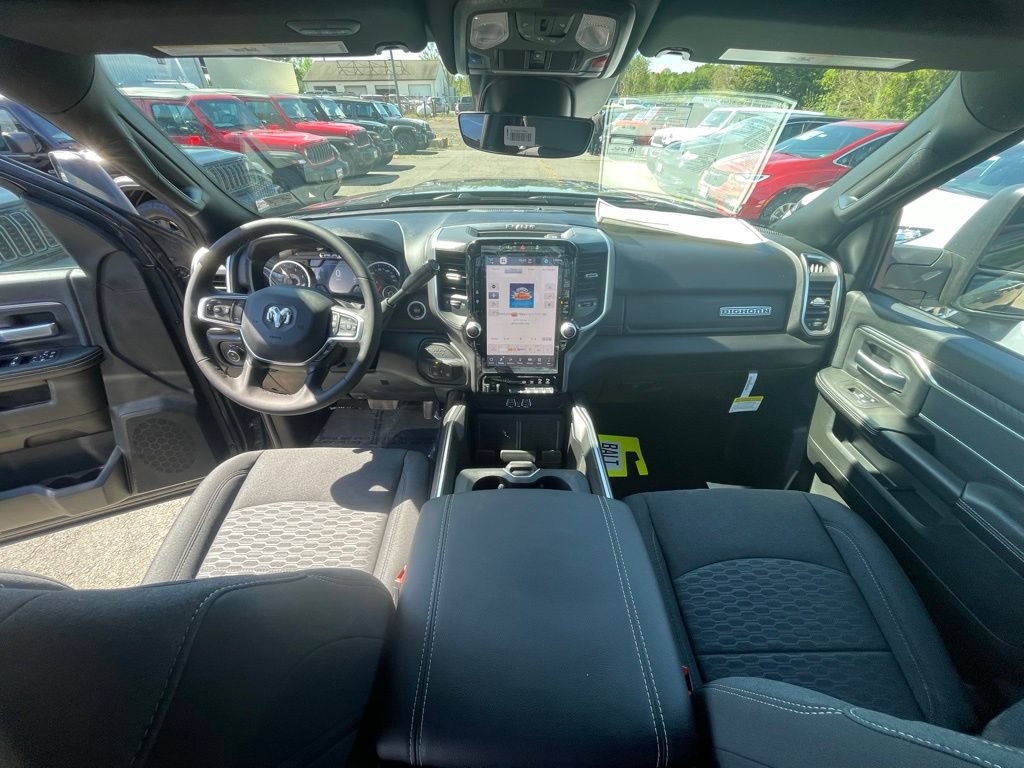 New 2026 RAM 2500 Big Horn AWD/4WD image 3