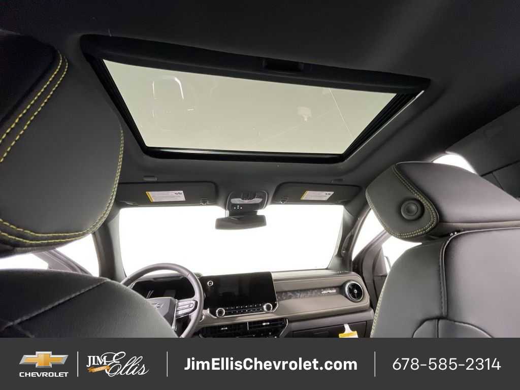 New 2026 Chevrolet Colorado ZR2 w/ Technology Package image 37