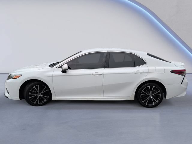 Used 2018 Toyota Camry SE FWD image 10