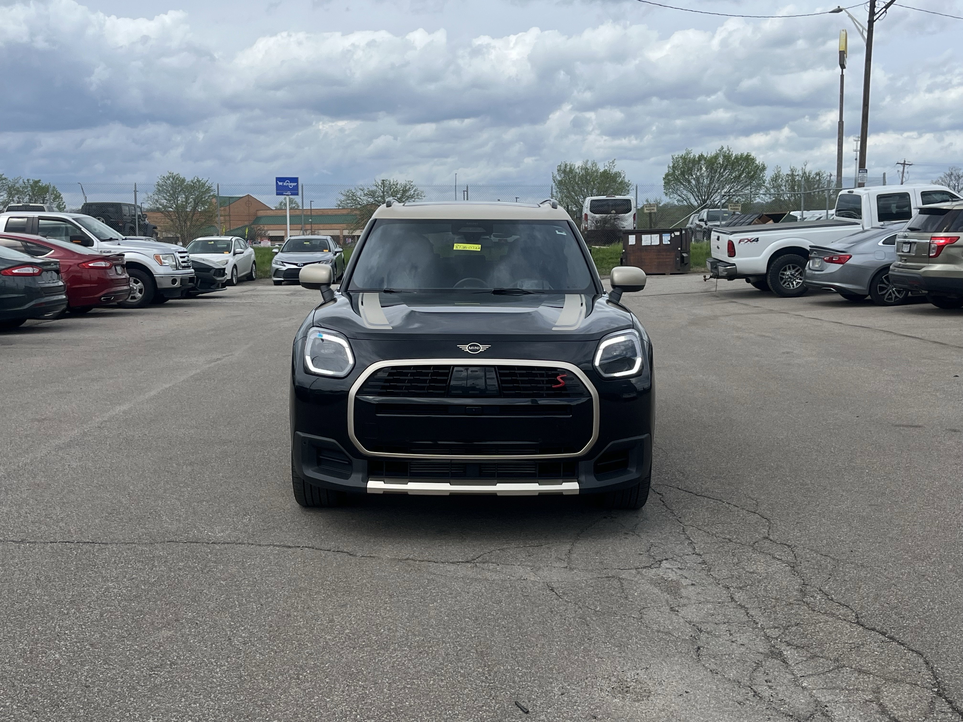 Used 2025 MINI Cooper Countryman S w/ Comfort Package Max image 2