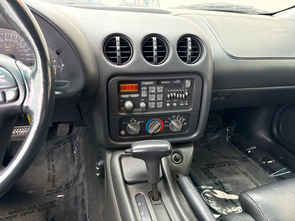 Used 1995 Pontiac Firebird Trans Am RWD image 16