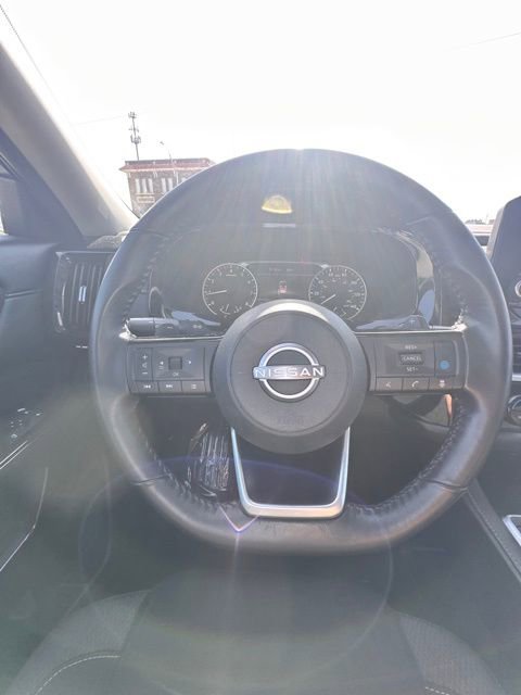 Certified 2022 Nissan Pathfinder SV w/ SV Premium Package image 15