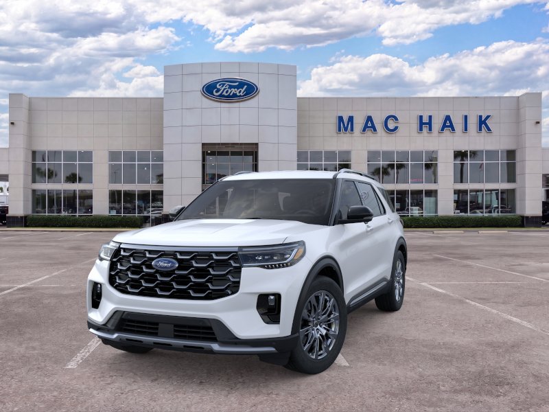 New 2026 Ford Explorer Platinum RWD image 2