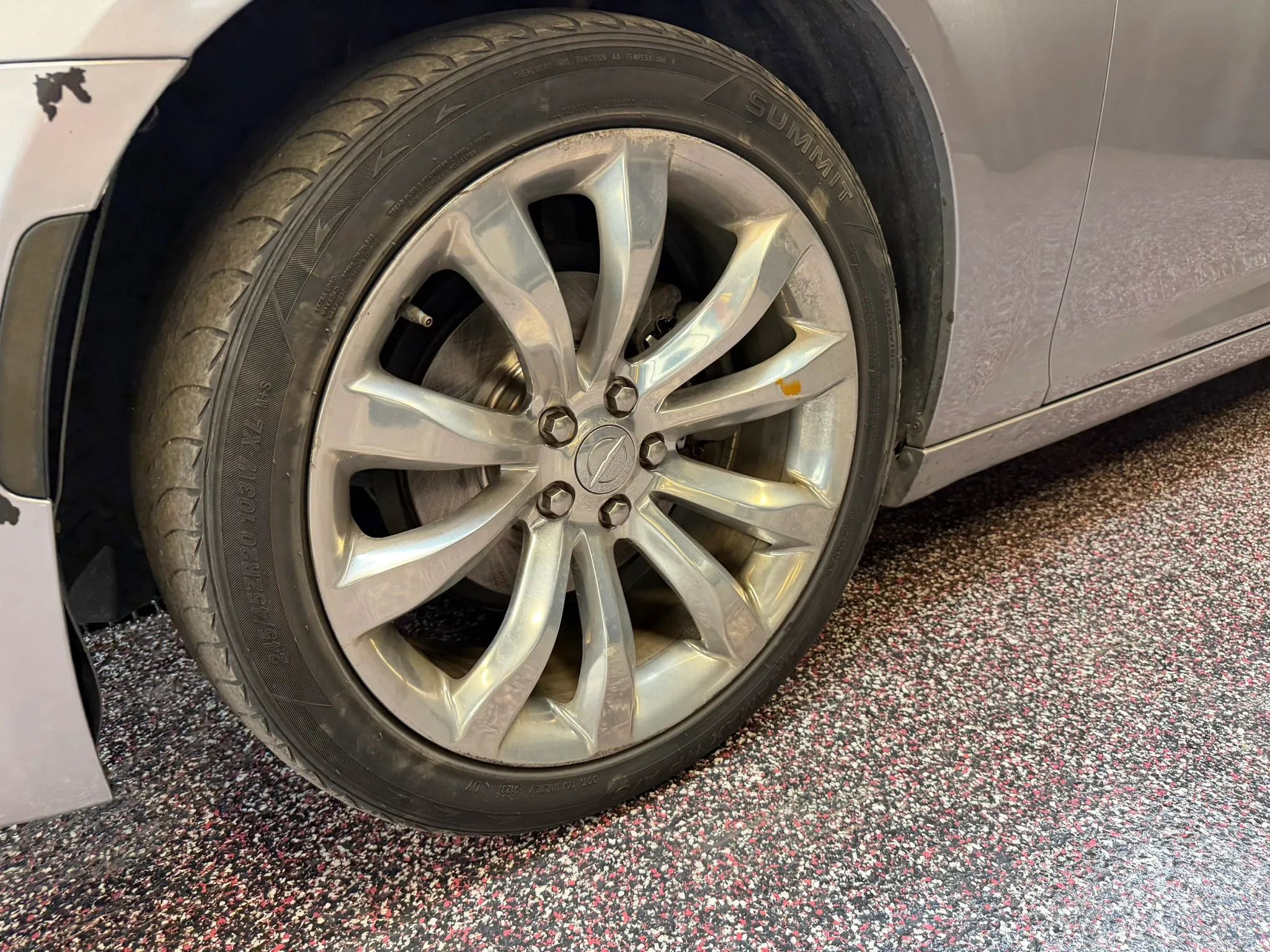 Used 2018 Chrysler 300 Limited RWD image 38