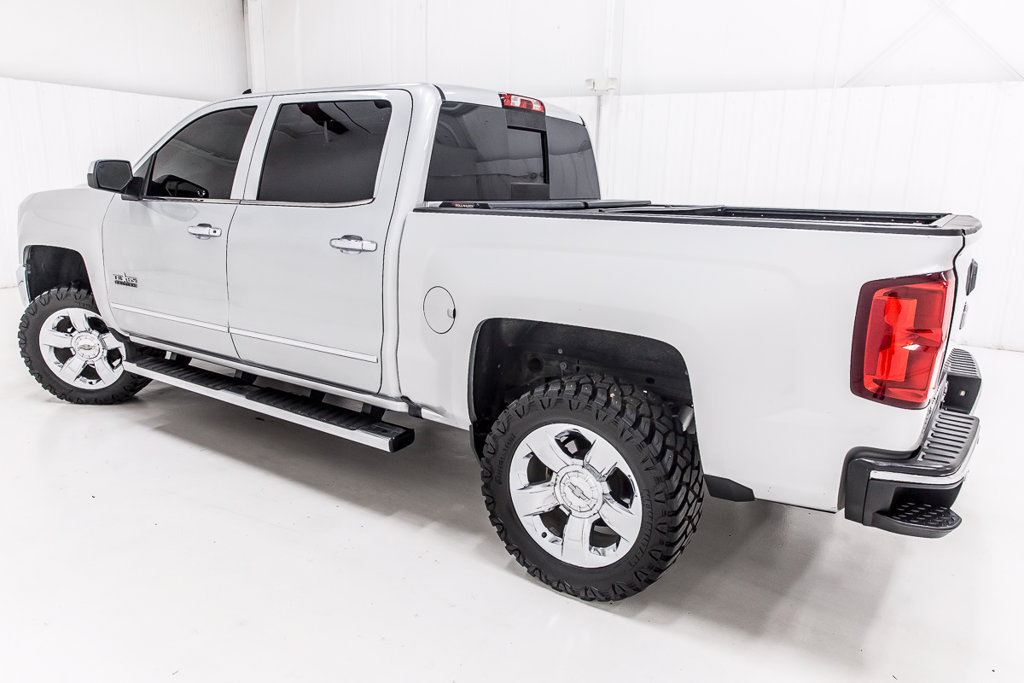 Used 2018 Chevrolet Silverado 1500 LTZ w/ Texas Edition RWD image 4
