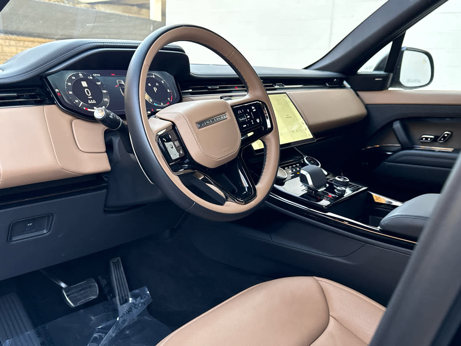 Certified 2023 Land Rover Range Rover Sport SE Dynamic image 13