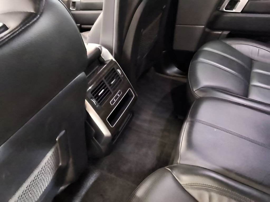 Used 2017 Land Rover Range Rover Sport SE AWD/4WD image 32