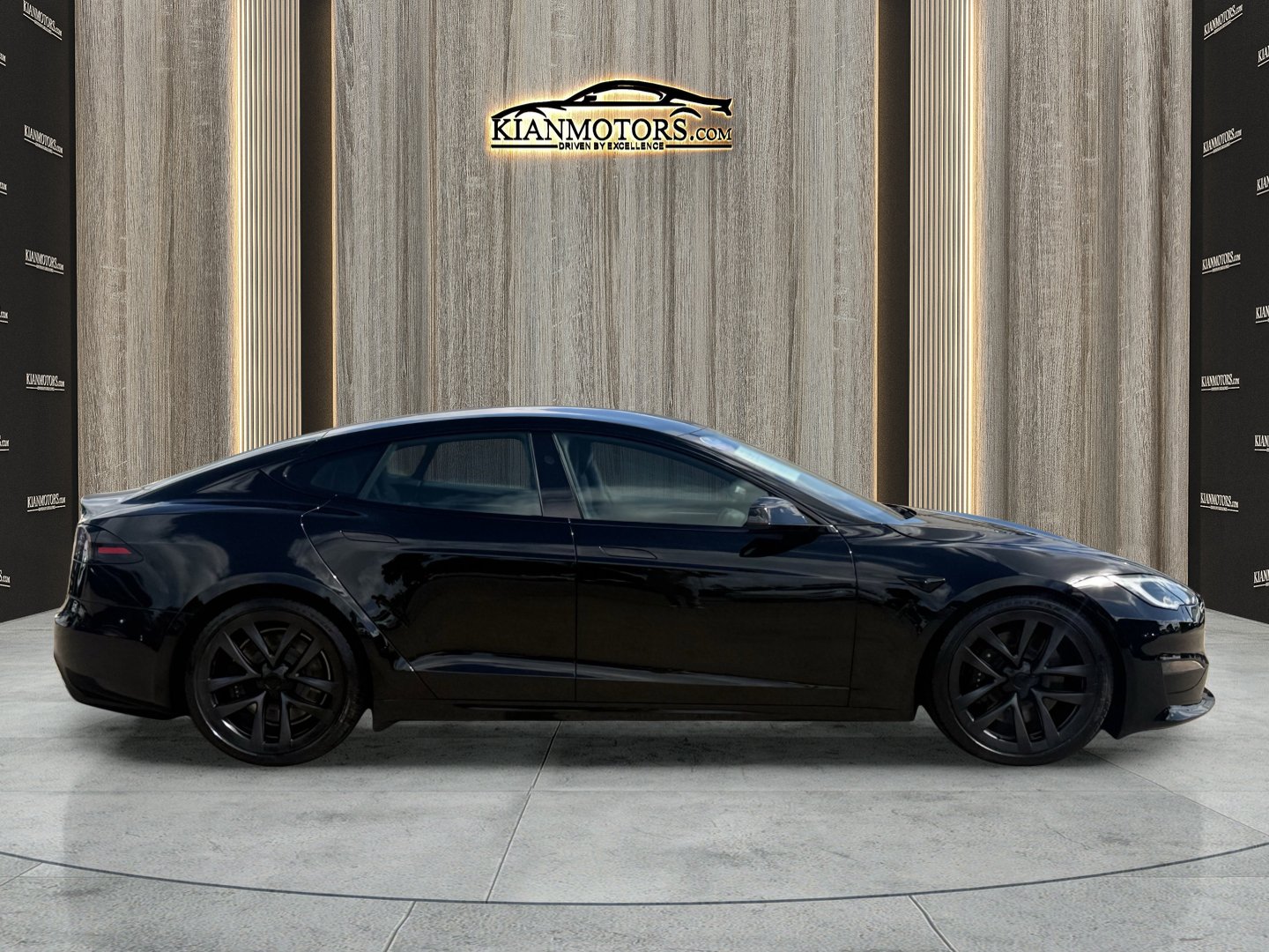 Used 2023 Tesla Model S AWD/4WD image 14