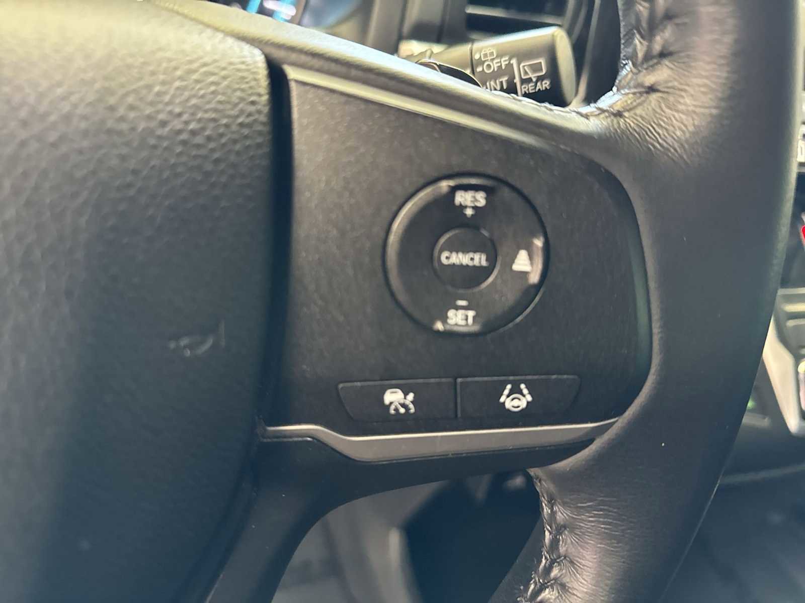 Used 2024 Honda Odyssey EX-L image 24