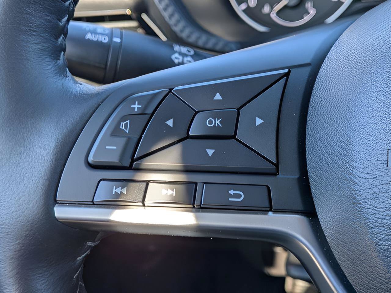 Certified 2025 Nissan Sentra SV w/ All-Weather Package FWD image 14