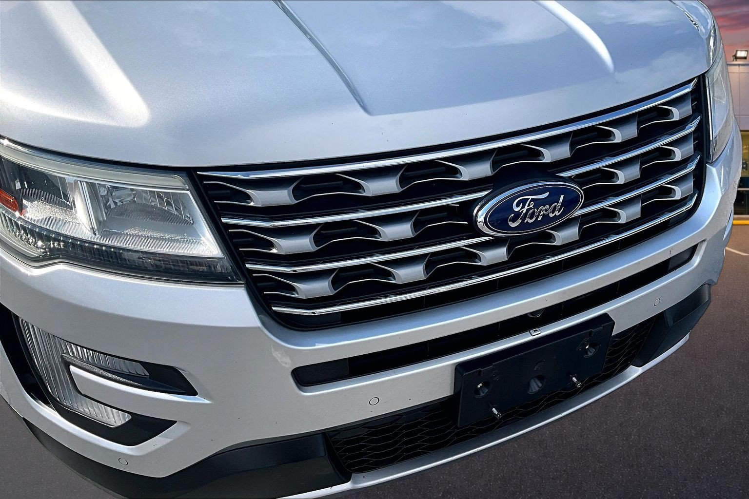 Used 2017 Ford Explorer Limited FWD image 26