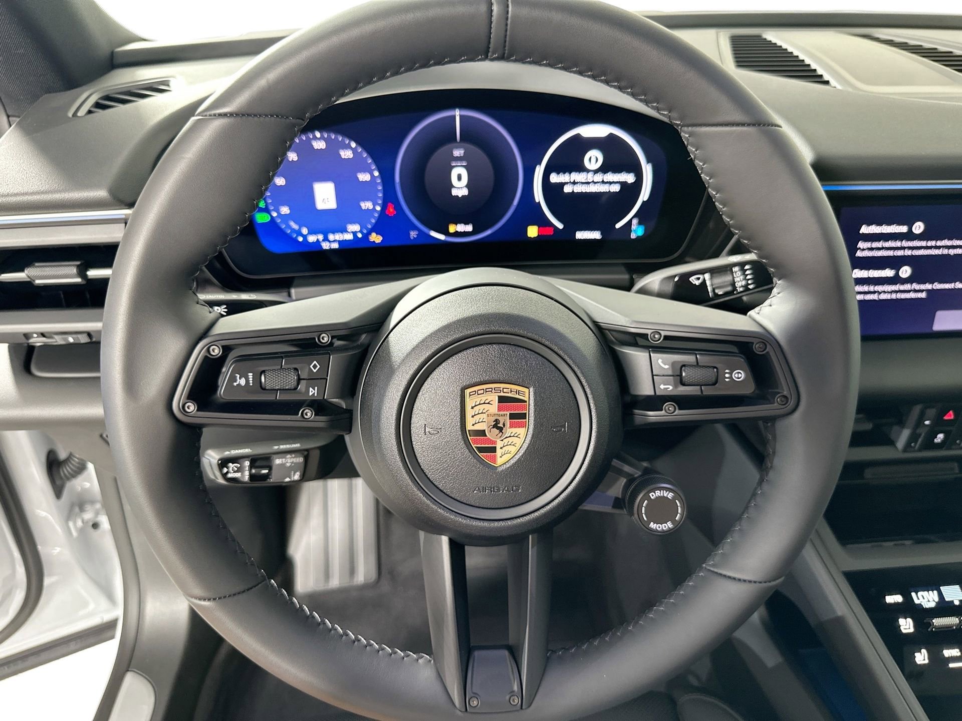 Certified 2025 Porsche Macan 4 Electric image 20