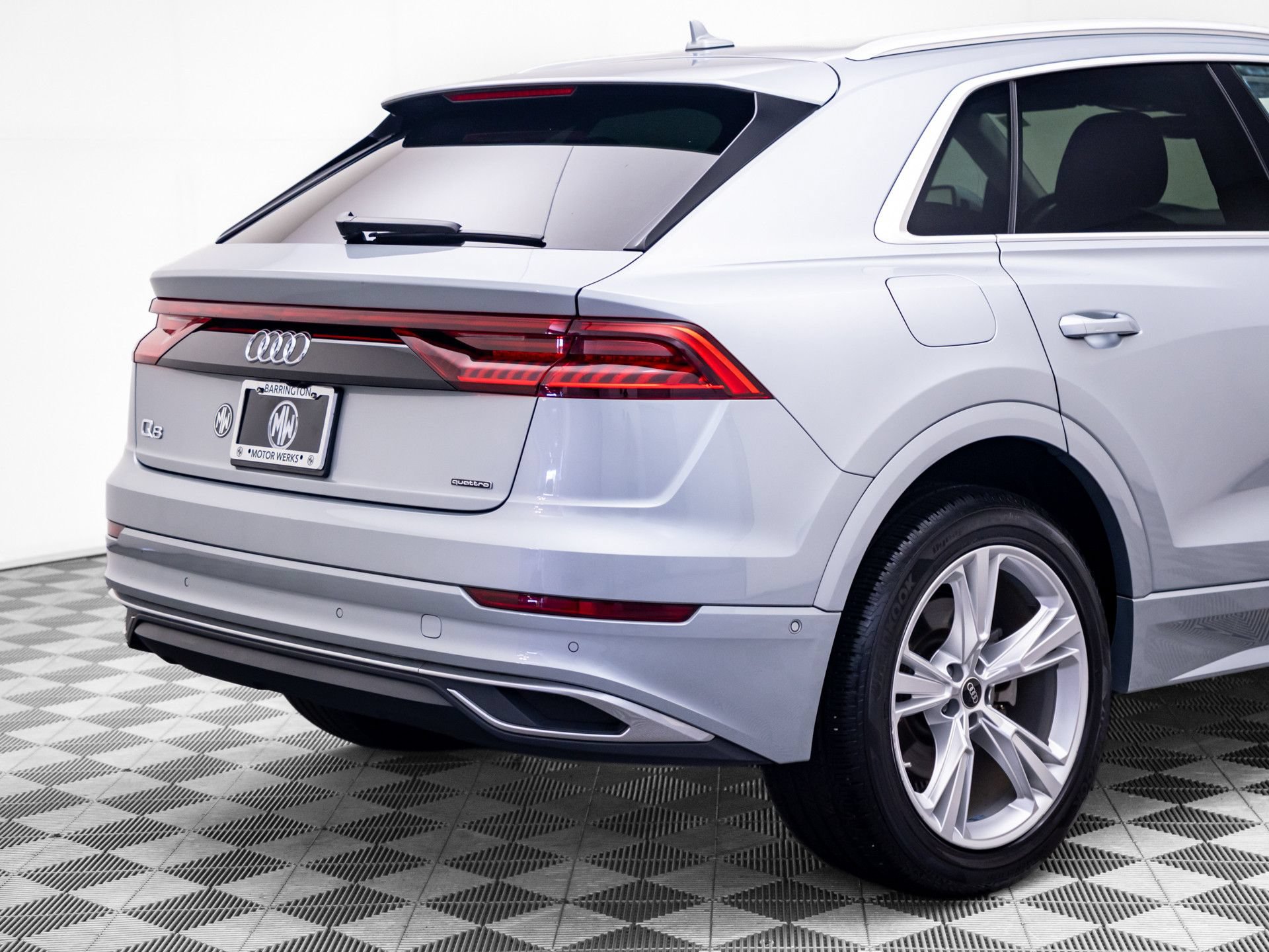 Used 2023 Audi Q8 Premium w/ Convenience Package AWD/4WD image 41