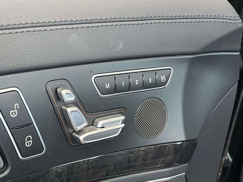 Used 2019 Mercedes-Benz SL 550 image 10
