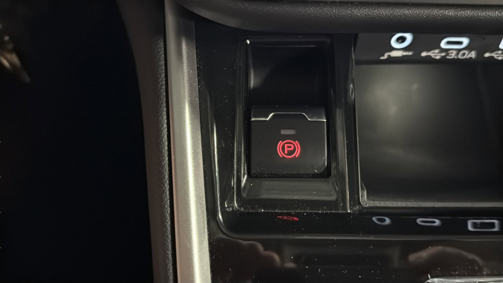 Certified 2024 Subaru Legacy Premium image 28