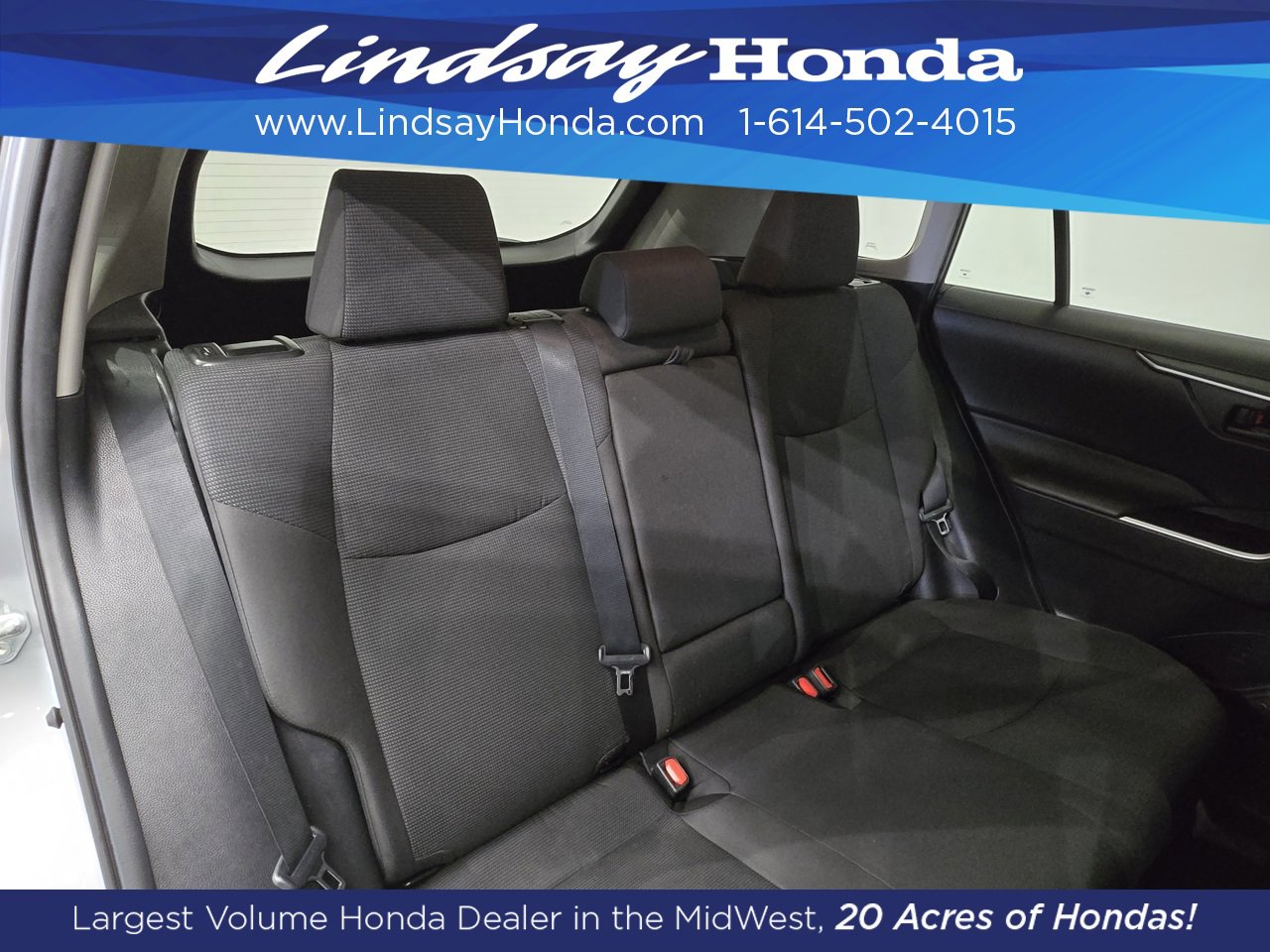 Used 2021 Toyota RAV4 LE image 8