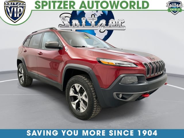 Used 2015 Jeep Cherokee Trailhawk AWD/4WD image 1