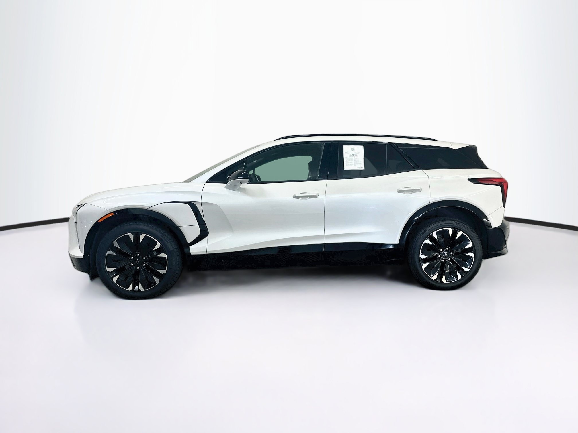Used 2024 Chevrolet Blazer EV RS AWD/4WD image 4