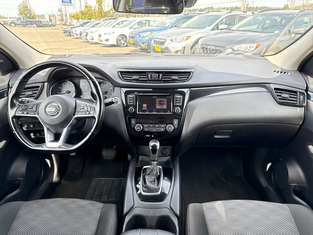 Used 2022 Nissan Rogue Sport SV image 13