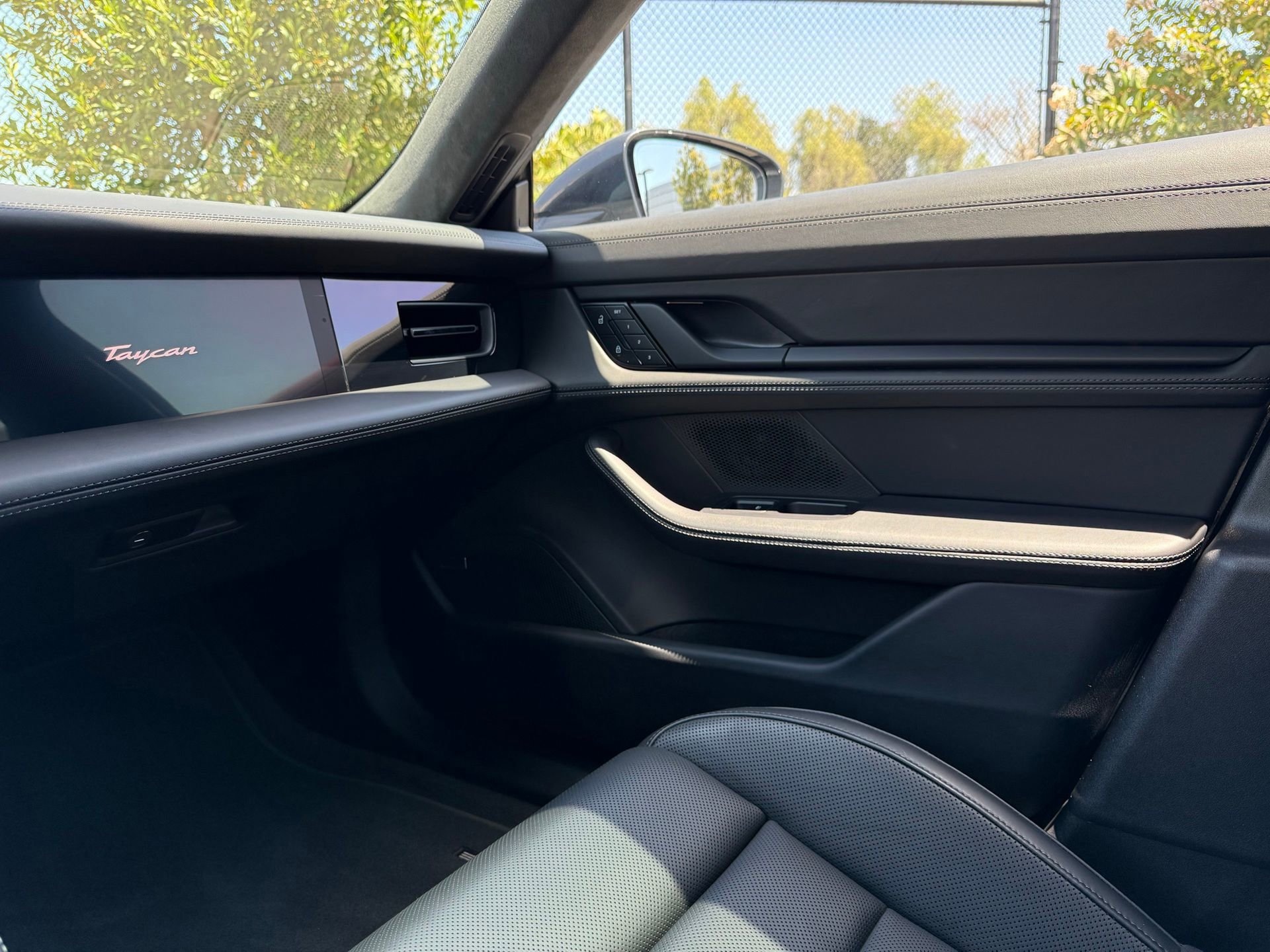 Certified 2022 Porsche Taycan GTS AWD/4WD image 24