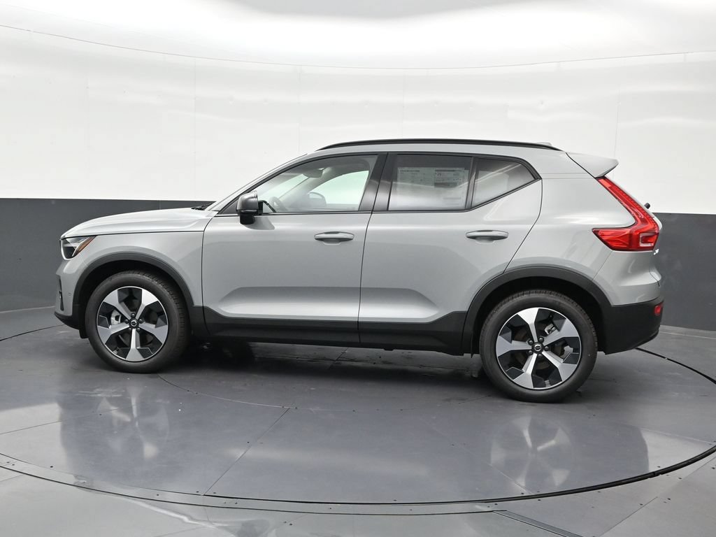 New 2026 Volvo XC40 B5 Plus w/ Protection Package Premier AWD/4WD image 2