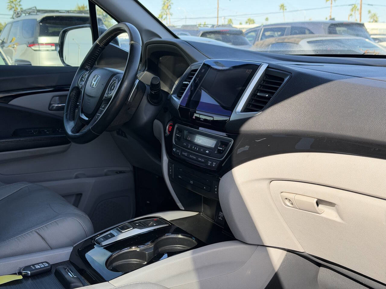 Used 2016 Honda Pilot Touring image 24