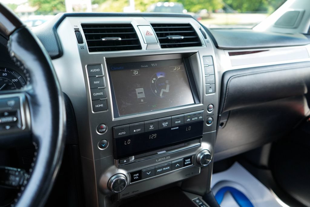 Used 2017 Lexus GX 460 Premium AWD/4WD image 7