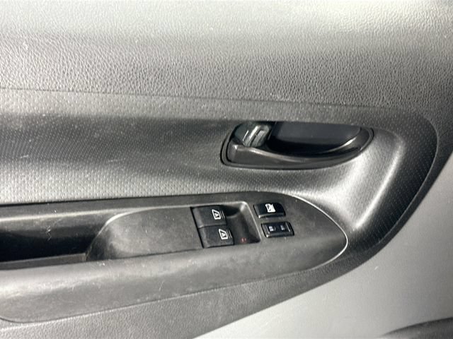 Used 2020 Nissan NV200 S FWD image 22