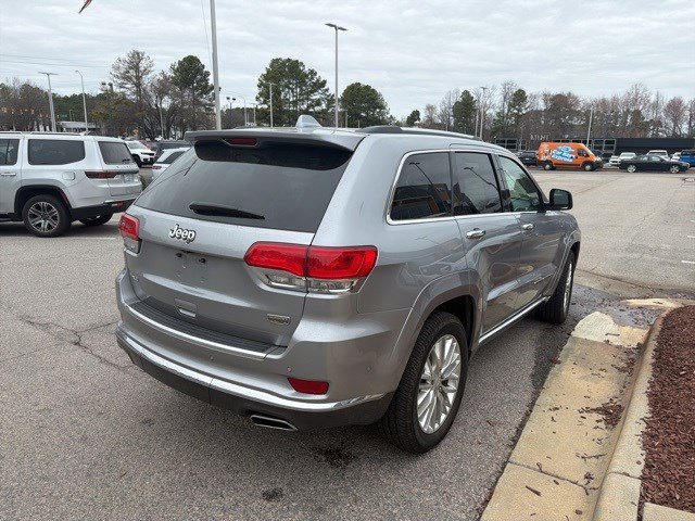 Used 2018 Jeep Grand Cherokee Summit image 6