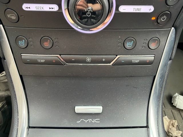 Used 2016 Ford Edge Titanium w/ Equipment Group 301A AWD/4WD image 37