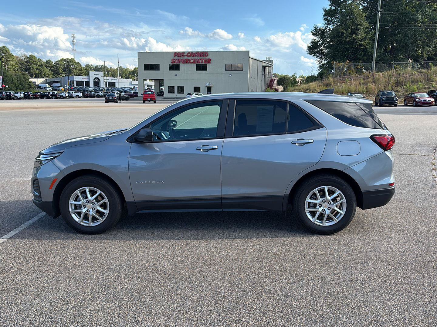 Used 2024 Chevrolet Equinox LS w/ LS Convenience Package FWD image 5