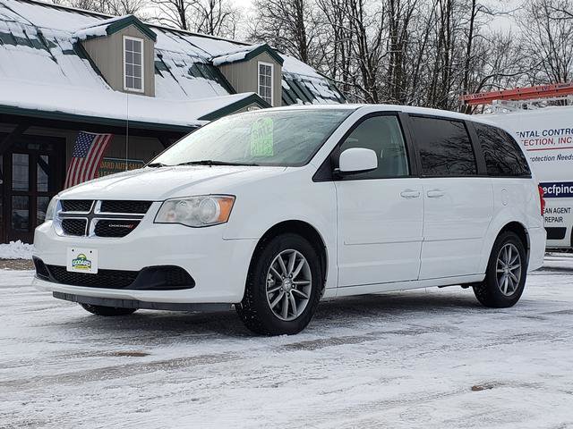 Used 2016 Dodge Grand Caravan SE image 1